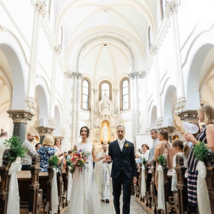 Diana&Szabolcs esküvője a Pálvölgyi barlang rendezvény sátrában